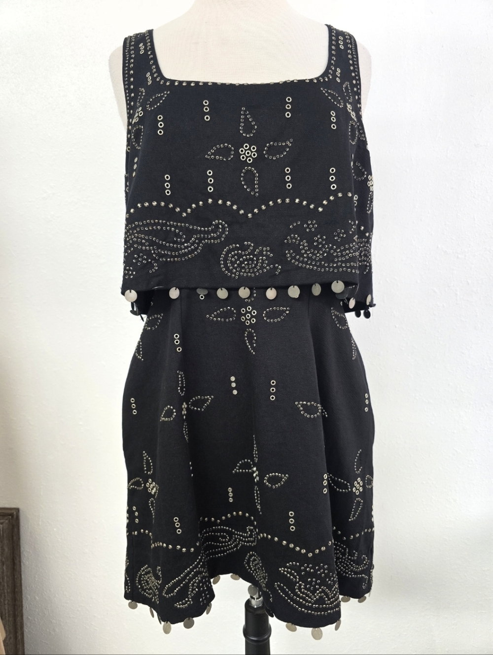 FREE PEOPLE Seven Wishes Black Cotton Pewter Riveted Mini Dress NWOT Womens Sz L - Picture 2 of 11